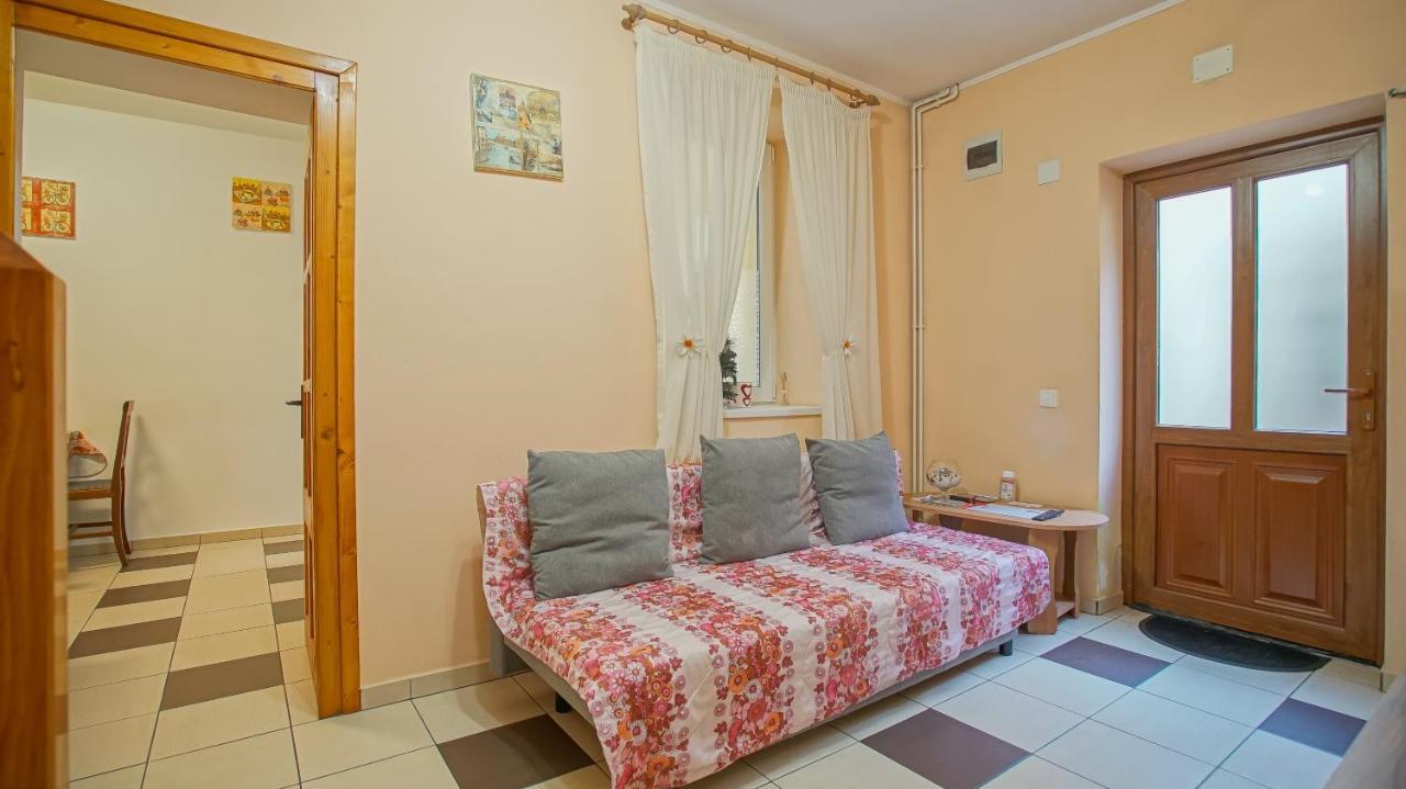 Apartament Simon Braşov Buitenkant foto