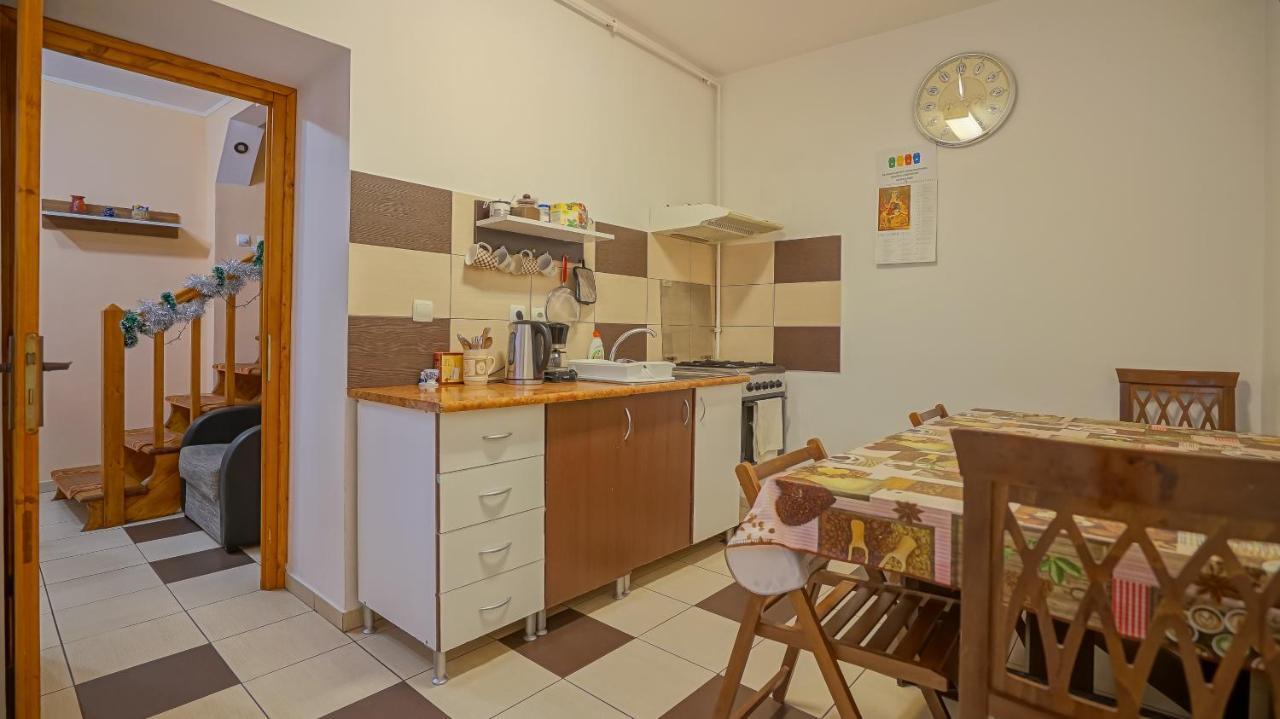 Apartament Simon Braşov Buitenkant foto