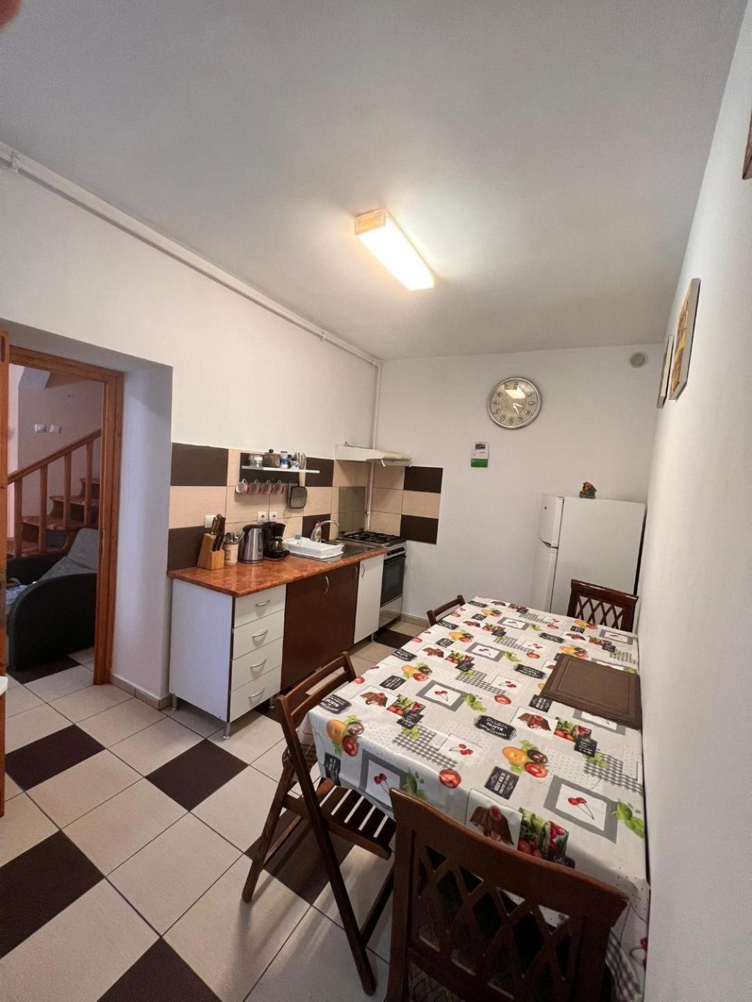 Apartament Simon Braşov Buitenkant foto