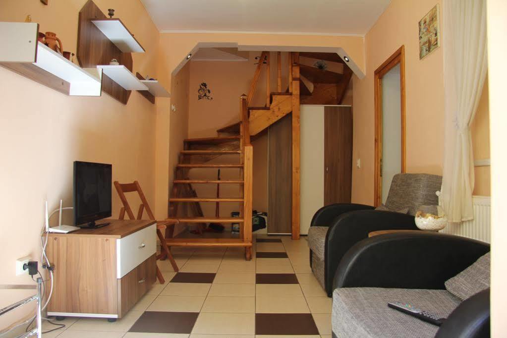 Apartament Simon Braşov Buitenkant foto