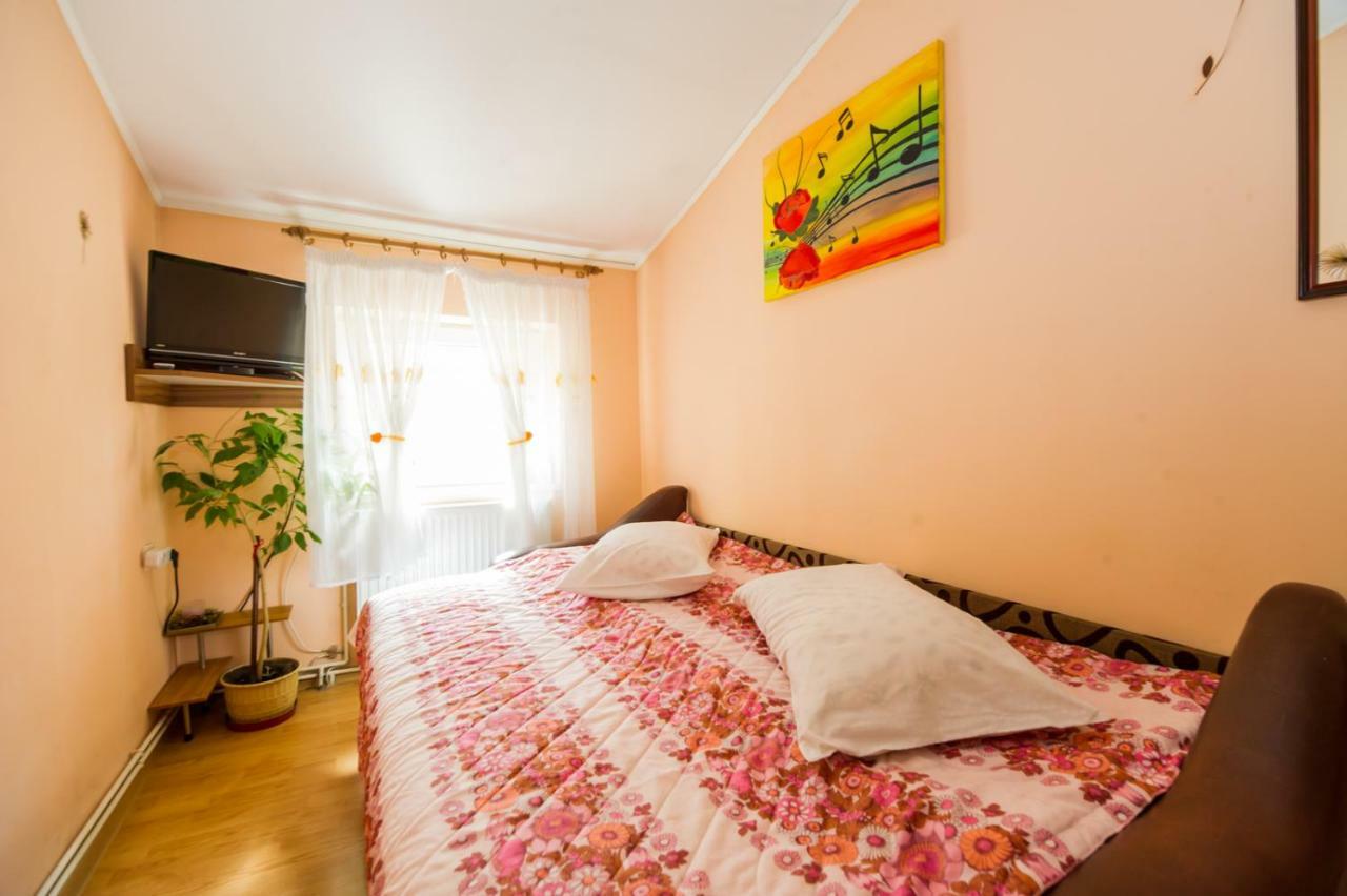 Apartament Simon Braşov Buitenkant foto