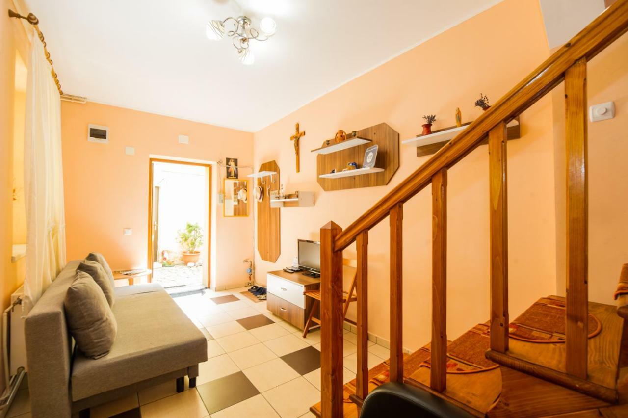 Apartament Simon Braşov Buitenkant foto